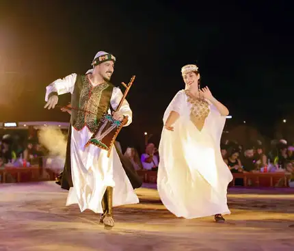The Role of Storytelling in Evening Desert Safari Camps